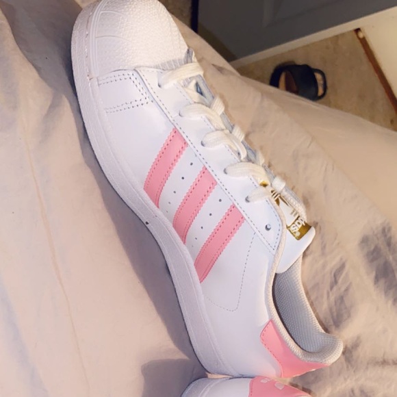 Adidas Super Stars - Picture 2 of 5